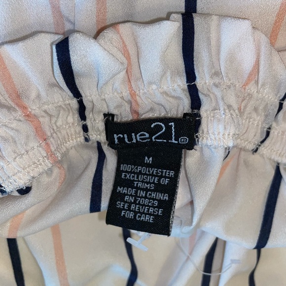 Rue 21 striped crop top. Size medium - Picture 2 of 2